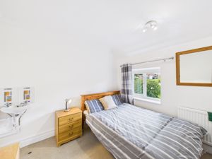 BEDROOM- click for photo gallery